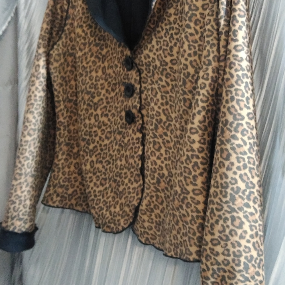 Reversible Suede Jacket Black & Leopard Print - image 6